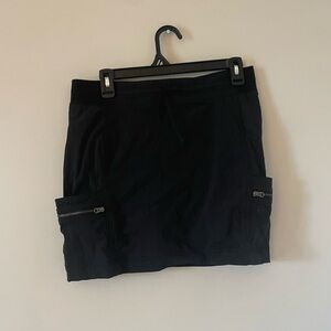 Black Athleta sports skort with pockets